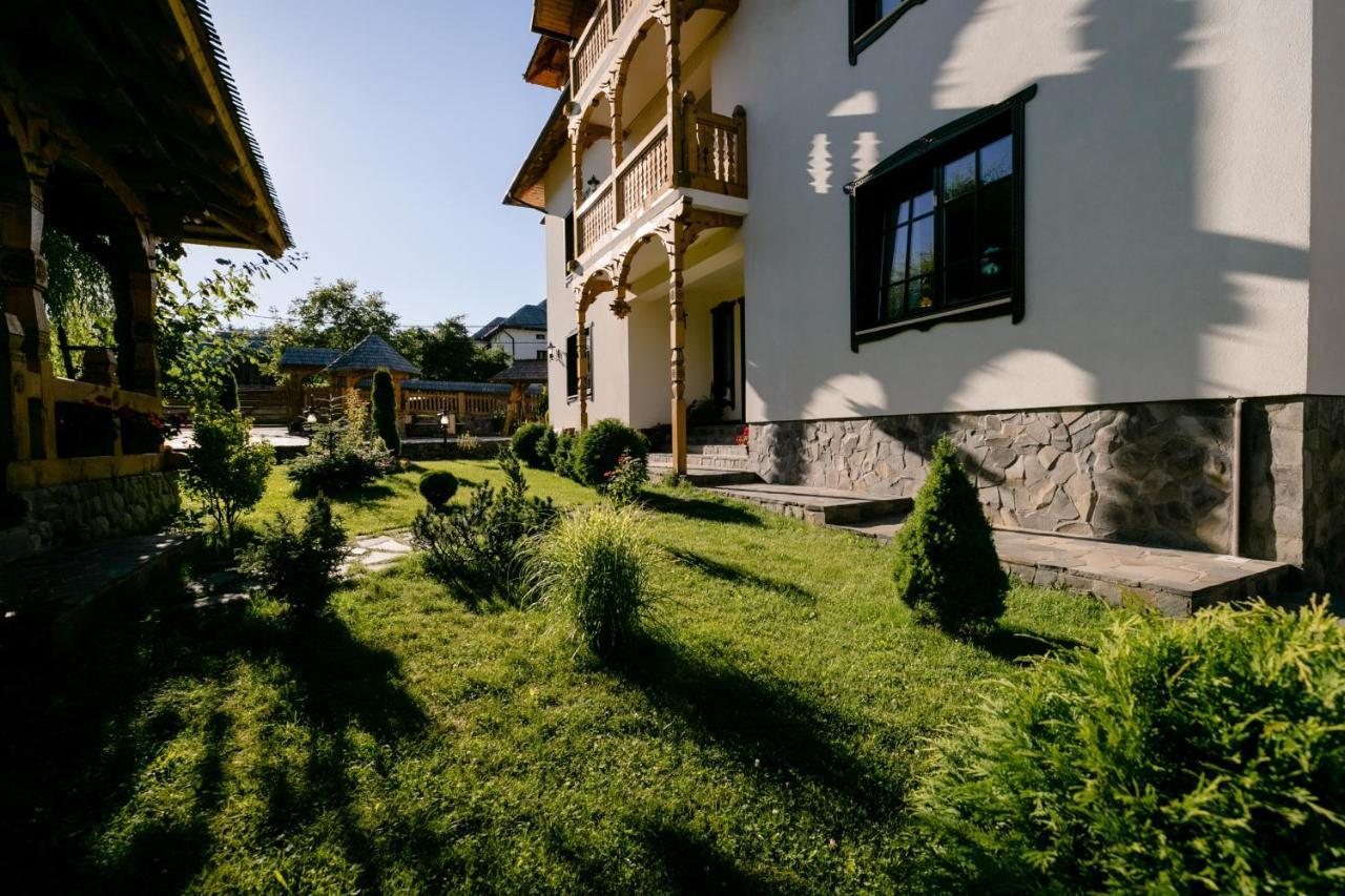 Hotel Glodeanca Exterior foto
